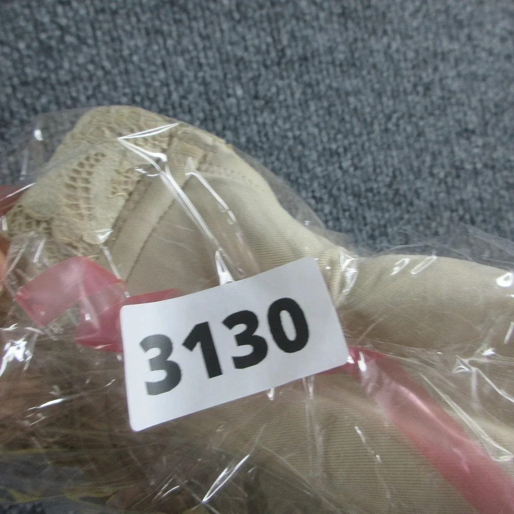 Wacoal Bra Womens 32C Beige T-Shirt Molded Padded Underwire Lace Everyday